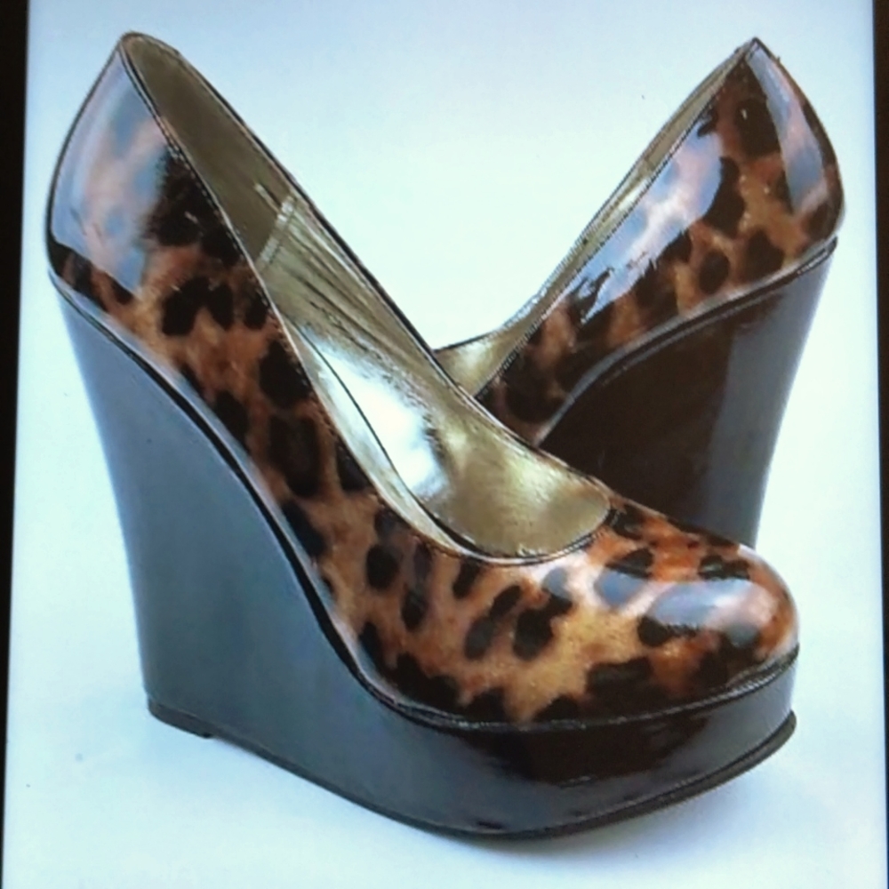 Steve Madden P-Mardi Wedge Pumps Size 7
